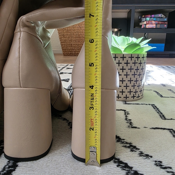 GORGEOUS Charles David Over-the-Knee Terrell Boots- New! Never Worn! - Picture 7 of 11